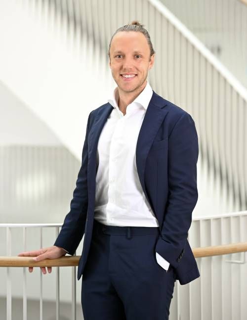 Dr. Dario Gosmann